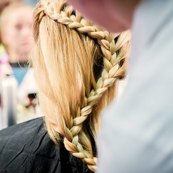 La Dolce Vita - Hair Salons Near Me - Berlin, BE