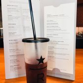 Foto de Starbucks Reserve - Birmingham, MI, Estados Unidos. R bar menu