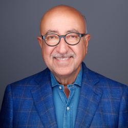 Moshiri Orthodontics - Dr. Farhad Moshiri