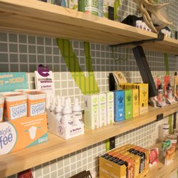 High Q - Wide selection of organic cannabis products.