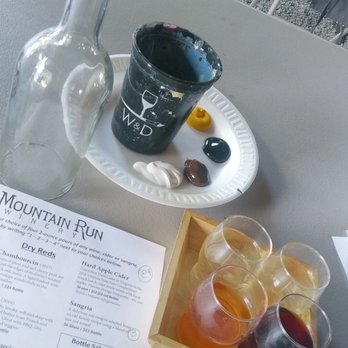 Mountain Run Winery - $12 for a tasting flight - Wineries Near Me - Culpeper, Virginia Mountain Run Winery - $12 for a tasting flight - Wineries Near Me - Culpeper, Virginia