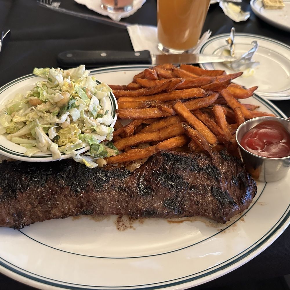 Daily Grill - Skirt Steak* - American Near Me - Palm Desert, California Daily Grill - Skirt Steak* - American Near Me - Palm Desert, California