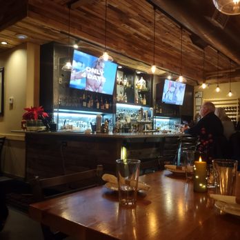 Stone Cut Bistro - Bar Area - Mediterranean Near Me - Toledo, Ohio