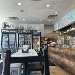 The Wild Radish - Inside