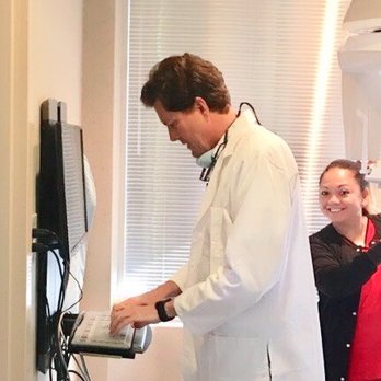 Green Valley Smile Care - Brian G. Sanford, DDS - Dr. Sanford and Dianne getting to take some x-rays! - General Dentistry Near Me - Henderson, Nevada Green Valley Smile Care - Brian G. Sanford, DDS - Dr. Sanford and Dianne getting to take some x-rays! - General Dentistry Near Me - Henderson, Nevada