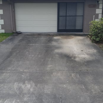 Mr.Cleanz - Driveway before - Pressure Washers Near Me Mr.Cleanz - Driveway before - Pressure Washers Near Me