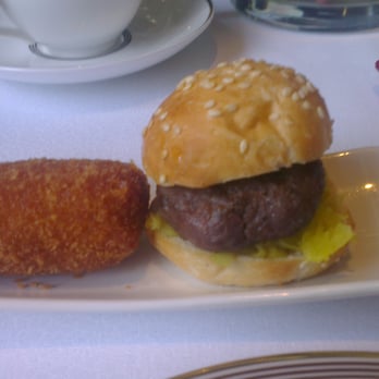 A Bar - Garnalen kroket en mini burger - Pubs Near Me - Amsterdam, New Hampshire A Bar - Garnalen kroket en mini burger - Pubs Near Me - Amsterdam, New Hampshire