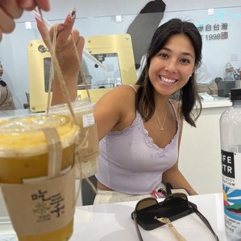 Chicha San Chen - Tea "Bag" - Bubble Tea Near Me - Philadelphia, Pennsylvania Chicha San Chen - Tea "Bag" - Bubble Tea Near Me - Philadelphia, Pennsylvania