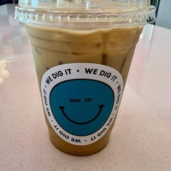 Dig it Coffee - Nitro Cold Brew Golden Latte - Coffee & Tea Near Me - Las Vegas, Nevada Dig it Coffee - Nitro Cold Brew Golden Latte - Coffee & Tea Near Me - Las Vegas, Nevada