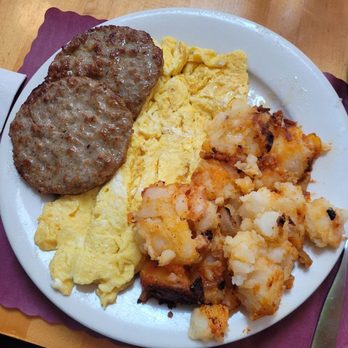 Table Talk - 2 egg special with sausage - American Near Me - Alexandria, Virginia Table Talk - 2 egg special with sausage - American Near Me - Alexandria, Virginia