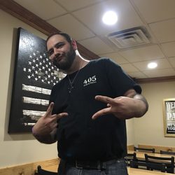 405 PUB AND GRILL - Stop into the 405 and meet Frank! Great service and awesome wings