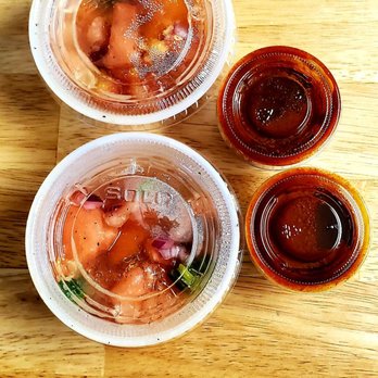 Ethiopis - Spicy sauce and tomato salad - Ethiopian Near Me - Rockville, Maryland Ethiopis - Spicy sauce and tomato salad - Ethiopian Near Me - Rockville, Maryland