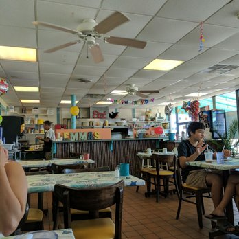 Lemma's Beach Grill - Beachy feel dining - Breakfast & Brunch Near Me - Wildwood Crest, New Jersey