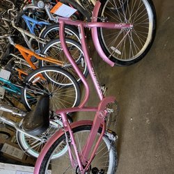 Michigan Bicycles - Interior + the bike I ended up buying!