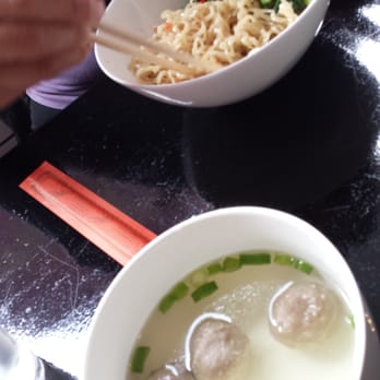 Seleraku - Noodles with soup - Indonesian Near Me - Den Haag, ZH Seleraku - Noodles with soup - Indonesian Near Me - Den Haag, ZH