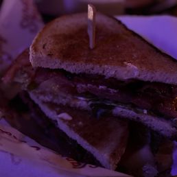 BLT Sandwiches BLT Sandwiches