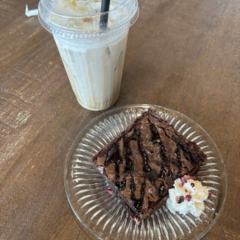The Fox and Pantry - Brownie - Desserts Near Me - Plymouth, Minnesota The Fox and Pantry - Brownie - Desserts Near Me - Plymouth, Minnesota