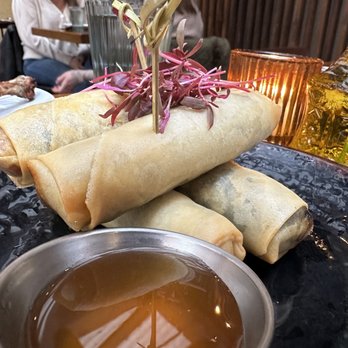 Soothr - Duck roll - Thai Near Me - New York, New York