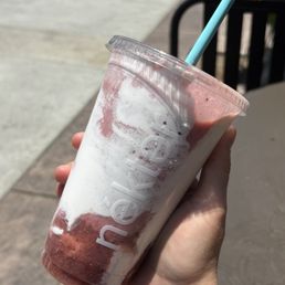 Strawberry banana smoothie with coconut whip cream Strawberry banana smoothie with coconut whip cream