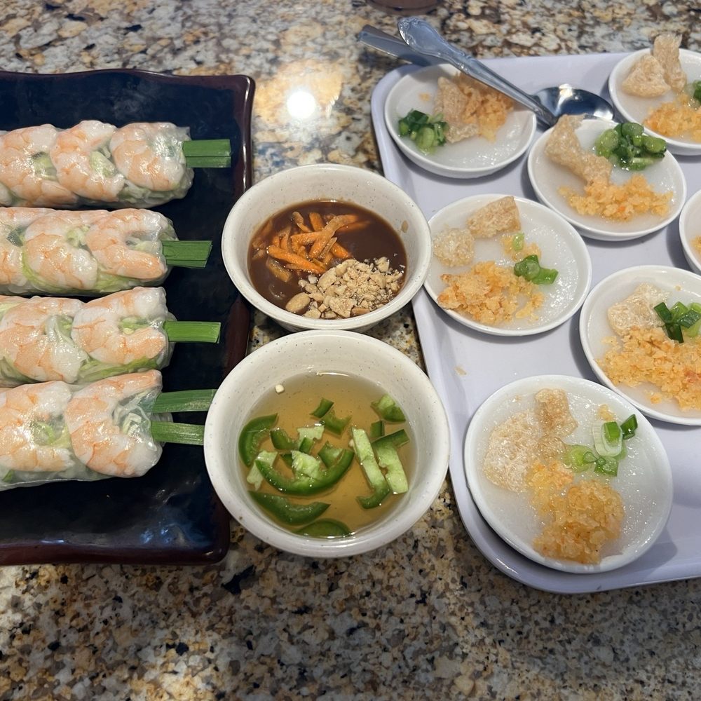 Pho Ha #7 - Spring roll and banh beo - Vietnamese Near Me - Riverside, California