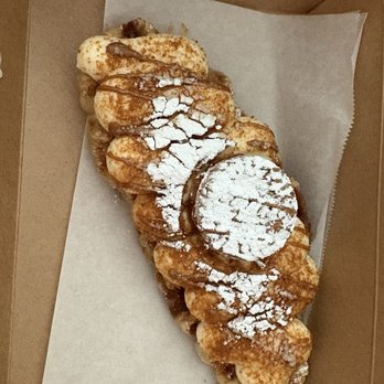 The Puddery - Biscoff Cookie Croffle - Desserts Near Me - Pearland, Texas The Puddery - Biscoff Cookie Croffle - Desserts Near Me - Pearland, Texas