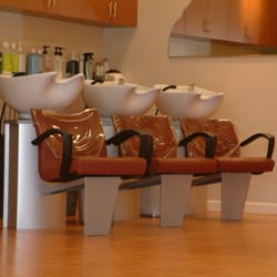 Agape' Salon