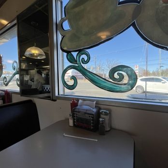 White Diamond - Burgers Near Me - Clark, New Jersey
