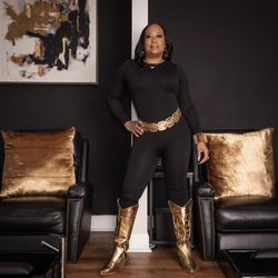 Mister Relaxation Mens Spa and Lounge - CEO Rashida Irvin