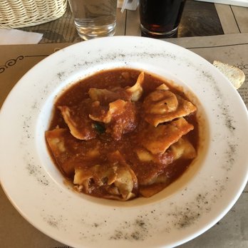 Capperi! - I got the ravioli with meat sauce - Italian Near Me - Santiago, RM