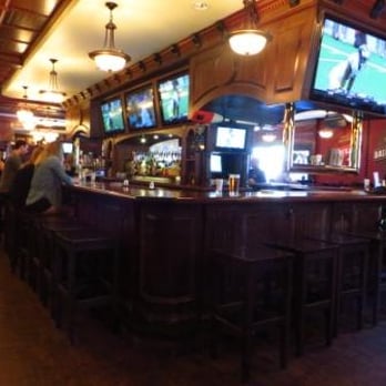 Hudsons Canada's Pub - Sports Bars Near Me - Saskatoon, Saskatchewan