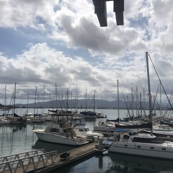 Restaurant 604 - Breakfast & Brunch Near Me - Honolulu, Hawaii
