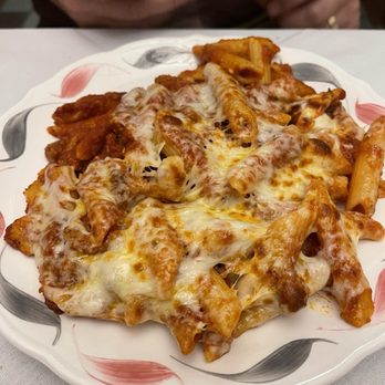 VILLA DI ROMA - Updated January 2025 - 302 Photos & 529 Reviews - 936 S ...