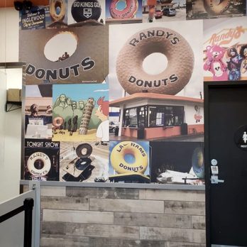 Randy's Donuts - Inside Randy's Donuts - Donuts Near Me - Downey, California Randy's Donuts - Inside Randy's Donuts - Donuts Near Me - Downey, California