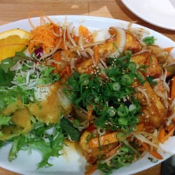 Kura 3 - Teriyaki tofu with veggie. The sauce is sooo great. I like it.