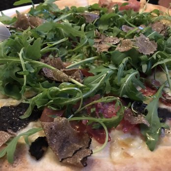 Trattoria Dule - Wood fired pizza with black truffle, prosciutto and arugula - so good - Italian Near Me - Forte dei Marmi, LU