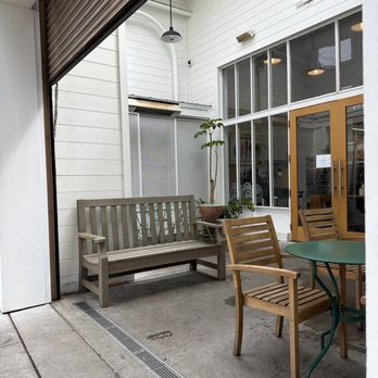 Tartine Inner Sunset - Outside seating - Cafes Near Me - San Francisco, California Tartine Inner Sunset - Outside seating - Cafes Near Me - San Francisco, California