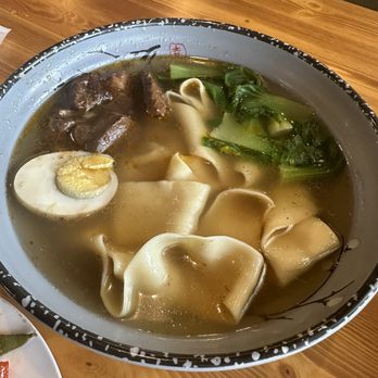 Golden Lanzhou Bowls - Beef noodle 紅燒牛肉麵 - Chinese Near Me - Murfreesboro, Tennessee Golden Lanzhou Bowls - Beef noodle 紅燒牛肉麵 - Chinese Near Me - Murfreesboro, Tennessee