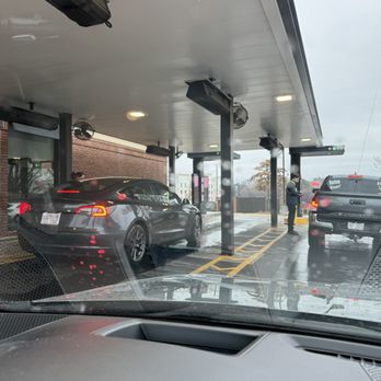 Chick-fil-A - Chic Fil A drive thru - Fast Food Near Me - Hickory, North Carolina