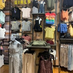 Tillys