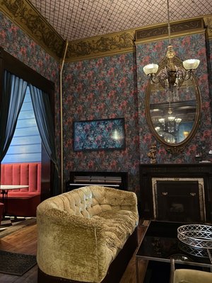 Bar at Columns by null