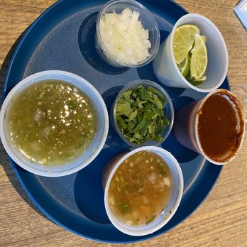 Carnitas Uruapan - Assorted salsas - Tacos Near Me - Chicago, Illinois Carnitas Uruapan - Assorted salsas - Tacos Near Me - Chicago, Illinois