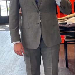 A "Lazio" Italian wool suit from suitsupply. Custom tailored in less than a week. Very happy with it! A "Lazio" Italian wool suit from suitsupply. Custom tailored in less than a week. Very happy with it!