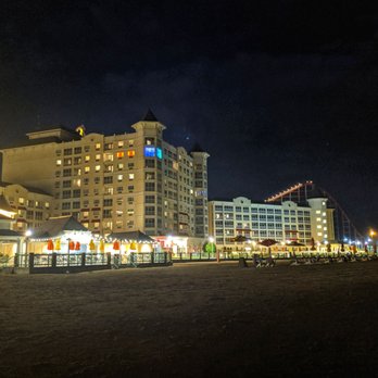 Hotel Breakers - Hotels Near Me - Sandusky, Ohio Hotel Breakers - Hotels Near Me - Sandusky, Ohio