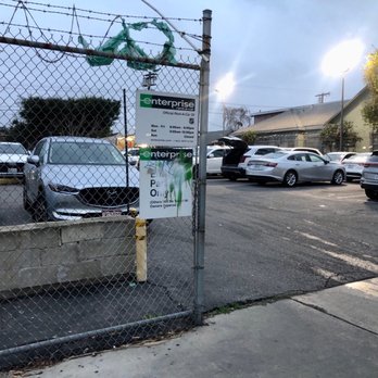 Enterprise Rent-A-Car - Dropping off. - Car Rental Near Me - Los Angeles, California
