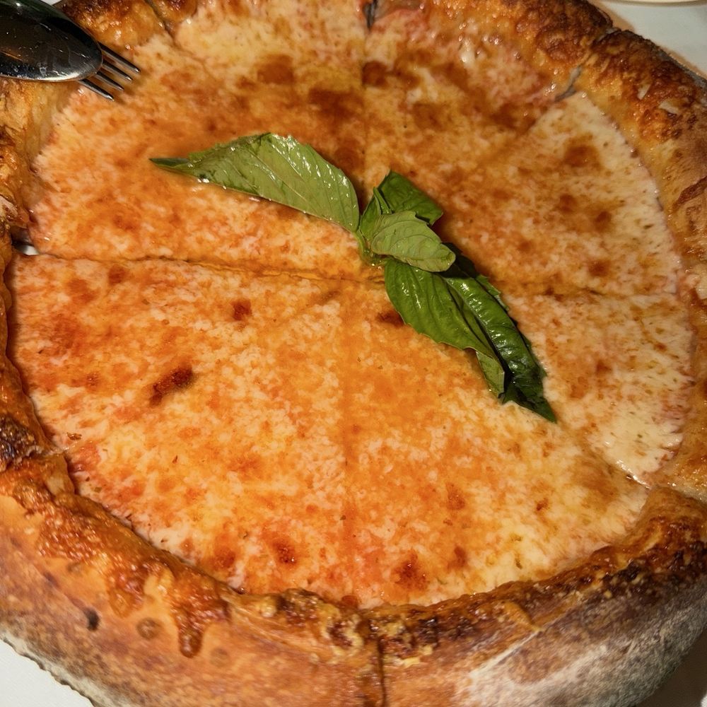 Mamo Miami - Margherita - Italian Near Me - Miami, Florida Mamo Miami - Margherita - Italian Near Me - Miami, Florida