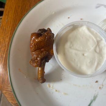 Rosebank Pizza - plate of chicken wings and dip - Pizza Near Me - Shore Acres, New York Rosebank Pizza - plate of chicken wings and dip - Pizza Near Me - Shore Acres, New York