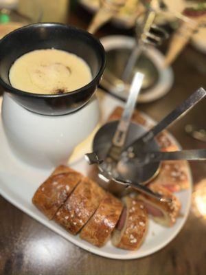 Henry's Palm Beach by null