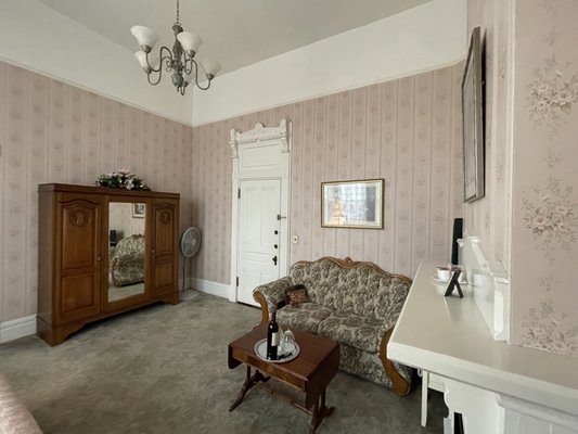 Victorian Inn by null