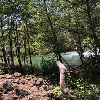Fossil Creek Wilderness - Along the trail you will find beautiful calm spots - Hiking Near Me - Strawberry, Arizona