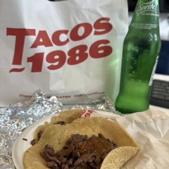 Tacos 1986 - Asada Taco - Tacos Near Me - Los Angeles, California Tacos 1986 - Asada Taco - Tacos Near Me - Los Angeles, California